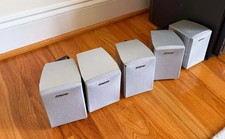 Set di cinque altoparlanti