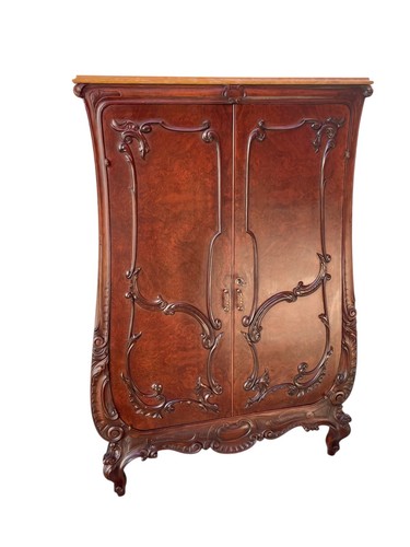 Mobile credenza stile antico