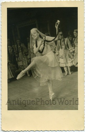 Bella donna ballerina - , in