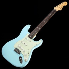 Fender / MIJ FSR Stratocaster