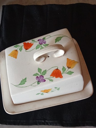 Burriera con coperchio inglese