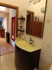 MOBILE BAGNO CON LAVABO IN VETRO, SPECCHIERA CON ILLUMINAZIONE ESTERNA