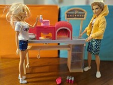 grande lotto 6 barbie, ken,cane, mobili ed accessori  e camper