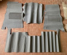 Fiat 124 Normale e Special berlina-familiare . Tappetini gomma.