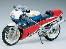 Tamiya - Honda VFR750R