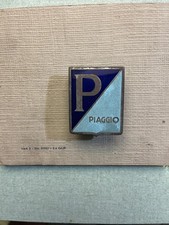 Scudetto   Originale  Piaggio Paccagnini Smaltato x -Faro Basso -Struzzo-VB1 150