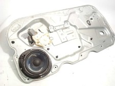 1681632 FRONT RIGHT WINDOW