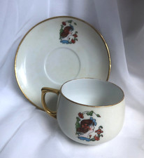 Antica tazza e piattino