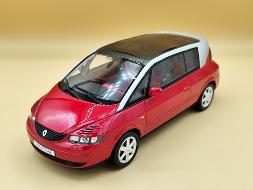 Renault avantime rouge - 1/18,