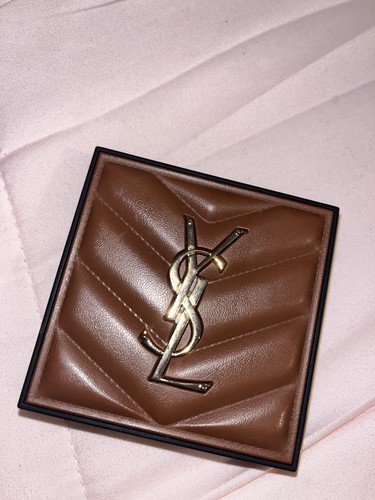 Marca yves saint - marca, laurent