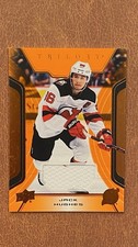 2023-24 Upper Deck Trilogy - Maglia Jack Hughes #96 (MEM) - New Jersey Devils