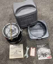 Stufa da campeggio vintage NOS Coleman Sportster 2 modello #508 con custodia e documenti