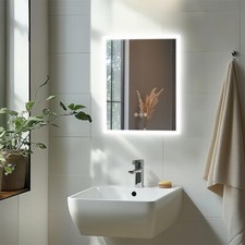 Specchio bagno LED da parete