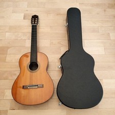 Yamaha Cg-120A custodia rigida