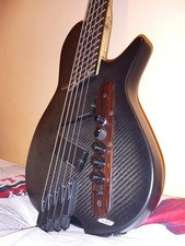 basso elettrico 5 corde lud