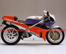 HONDA RC 30 VFR 750 R ( RC30 )