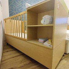 Lettino bambino con sponde, cassetti e fasciatoio