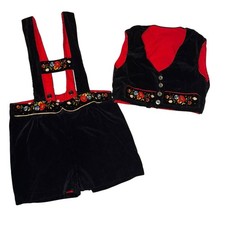 Pantaloni e gilet in pelle