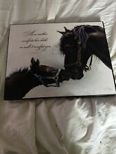 Targa in legno madre e puledro cavallo frisone cavalli equitazione religiosi nucleo fattoria