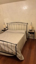 Set Completo Di letto in ferro battuto matrimoniale, Comodini E 2 Lampade