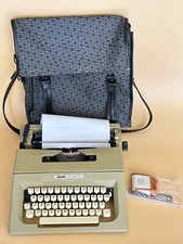 Scritta dattilografia Olivetti