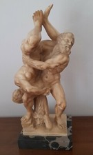 STATUETTA IN MARMO RAPPRESENTANTE ANTEO ED ERCOLE
