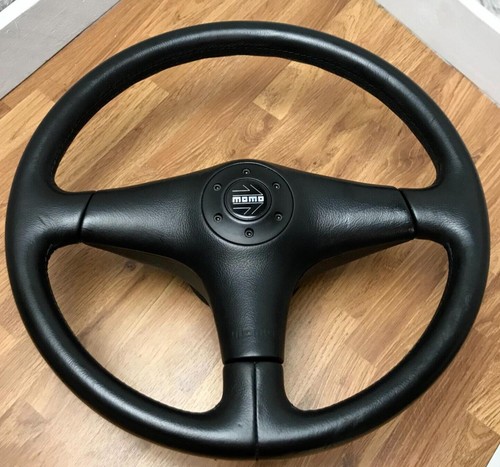 Volante momo pelle - volante, nera