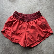 Lululemon Tracker Short III in