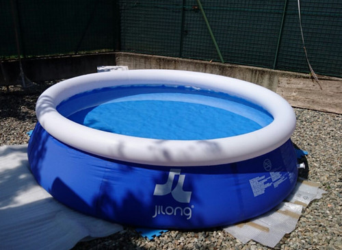 Piscina fuori terra con anello - piscina,
