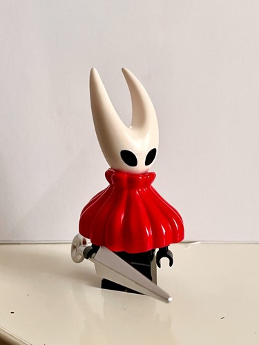 Hornet action figure hollow - hornet,