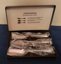 Vintage Godinger Cheeservs set