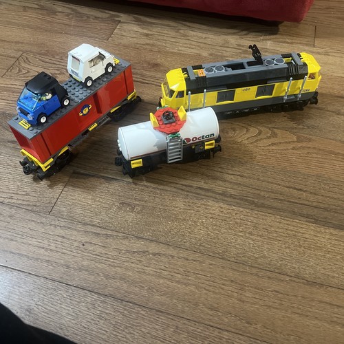 Lego city freight train 7939 - lego,