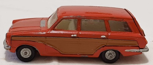 Corgi toys ford consul cortina - toys,