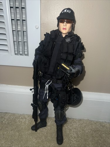 Hot toys polizia - hot,