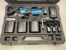 FORBICE POTATURA A BATTERIA STARK XL CAMPAGNOLA CON 2 ANNI DI GARANZIA + 3 BATT.