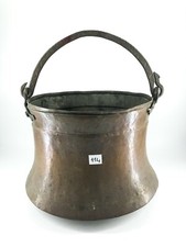 Pentola antica in rame di