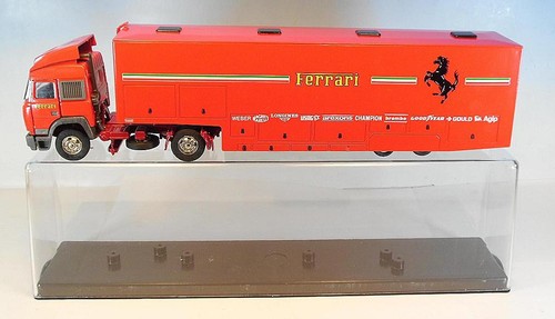 Old cars iveco furgone - old, 1/43