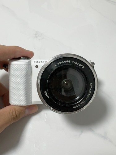 Sony a5000 alfa 5000 bianca