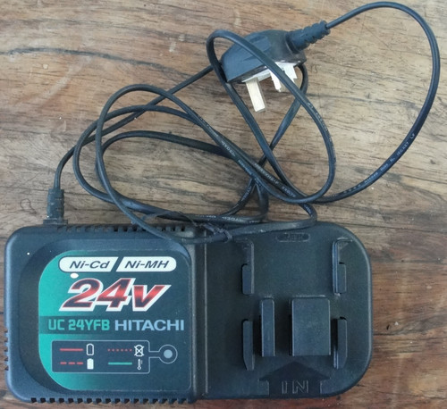 Caricabatterie hitachi uc24yfb - caricabatterie,