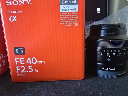 Sony 40mm 5 g - fe, f2.5