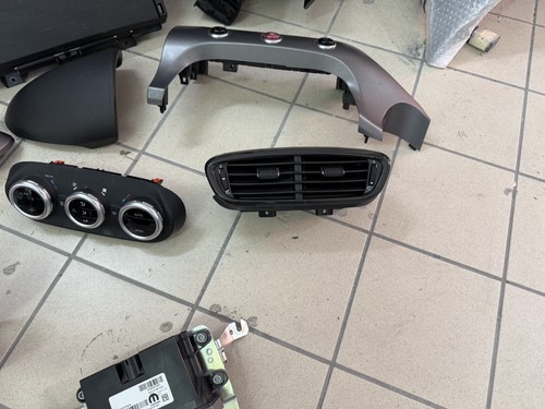 Ricambi auto - ricambi,