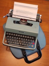 Macchina da Scrivere Olivetti