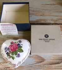 Porcellana Inglese Lord Nelson Scatola Cuore Profuma Ambiente Diffusore Essenze