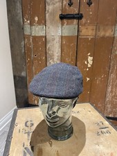 Cappello berretto piatto City