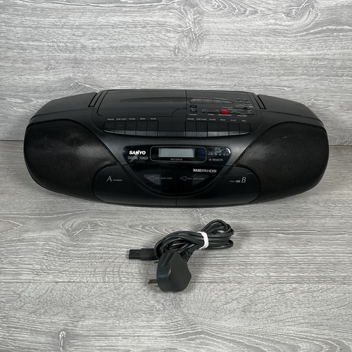 Sanyo mcd z77l boombox - mcd-z77l,