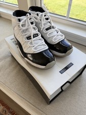 Air Jordan XI Concord 2011