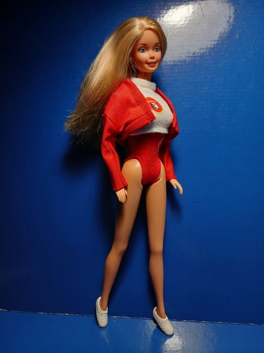 Mattel abiti per barbie - "mattel",