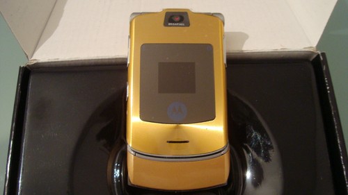 Cellulare motorola razr v3i - motorola,