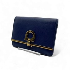 Porta biglietti da visita Ferragamo in pelle blu con accenti Gancini