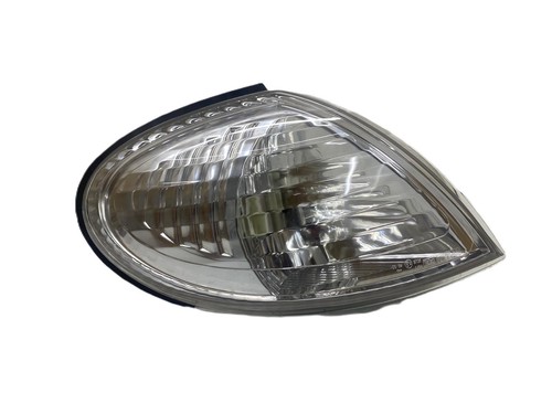 Nissan almera 2001 - 2001, fanale